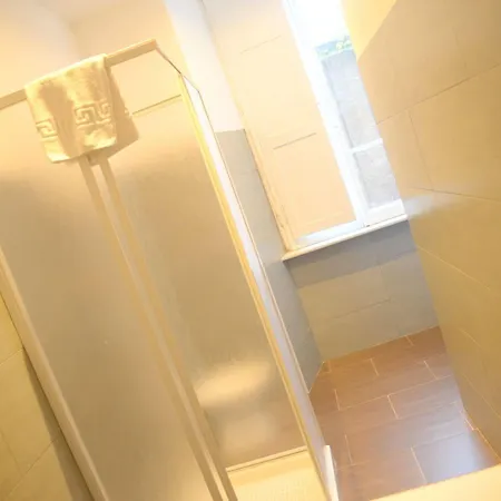 O La Civetta Di Trastevere 4* روما