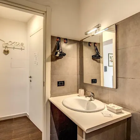 O La Civetta Di Trastevere 4*